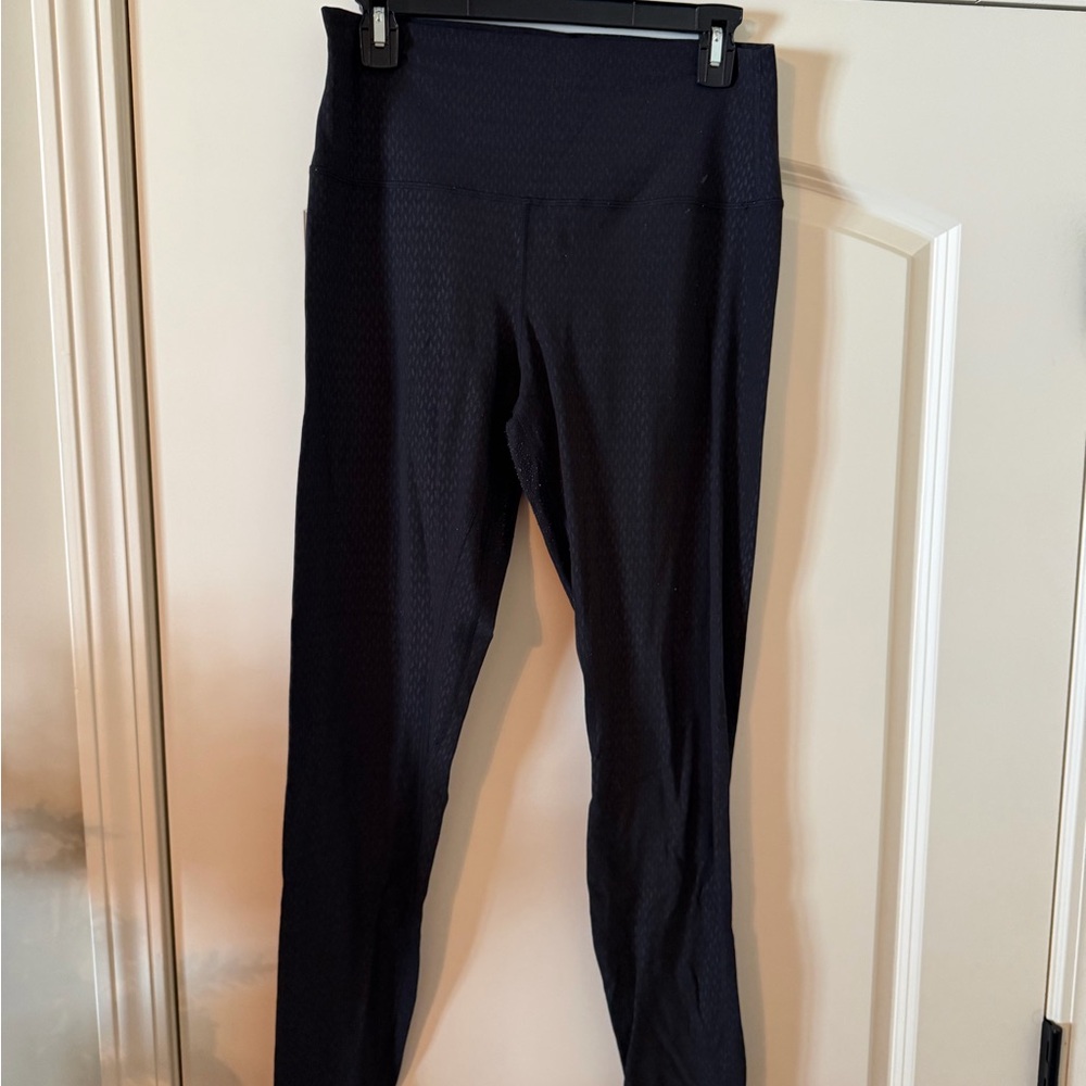 Lululemon Black Textured Align Leggings